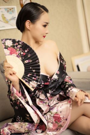 q2002午夜免费理论_国产剧迅雷电影在线